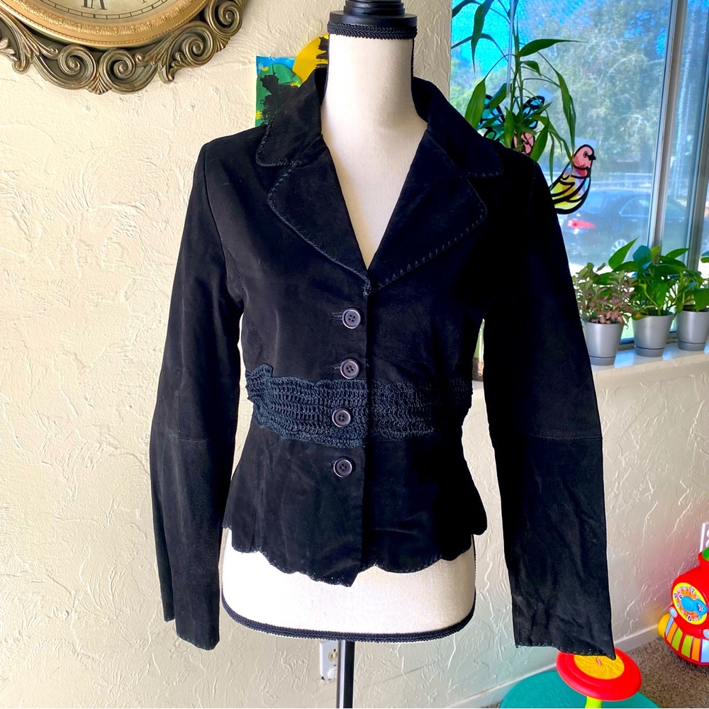 Neutral Zone Black Genuine Leather Fitted Jacket